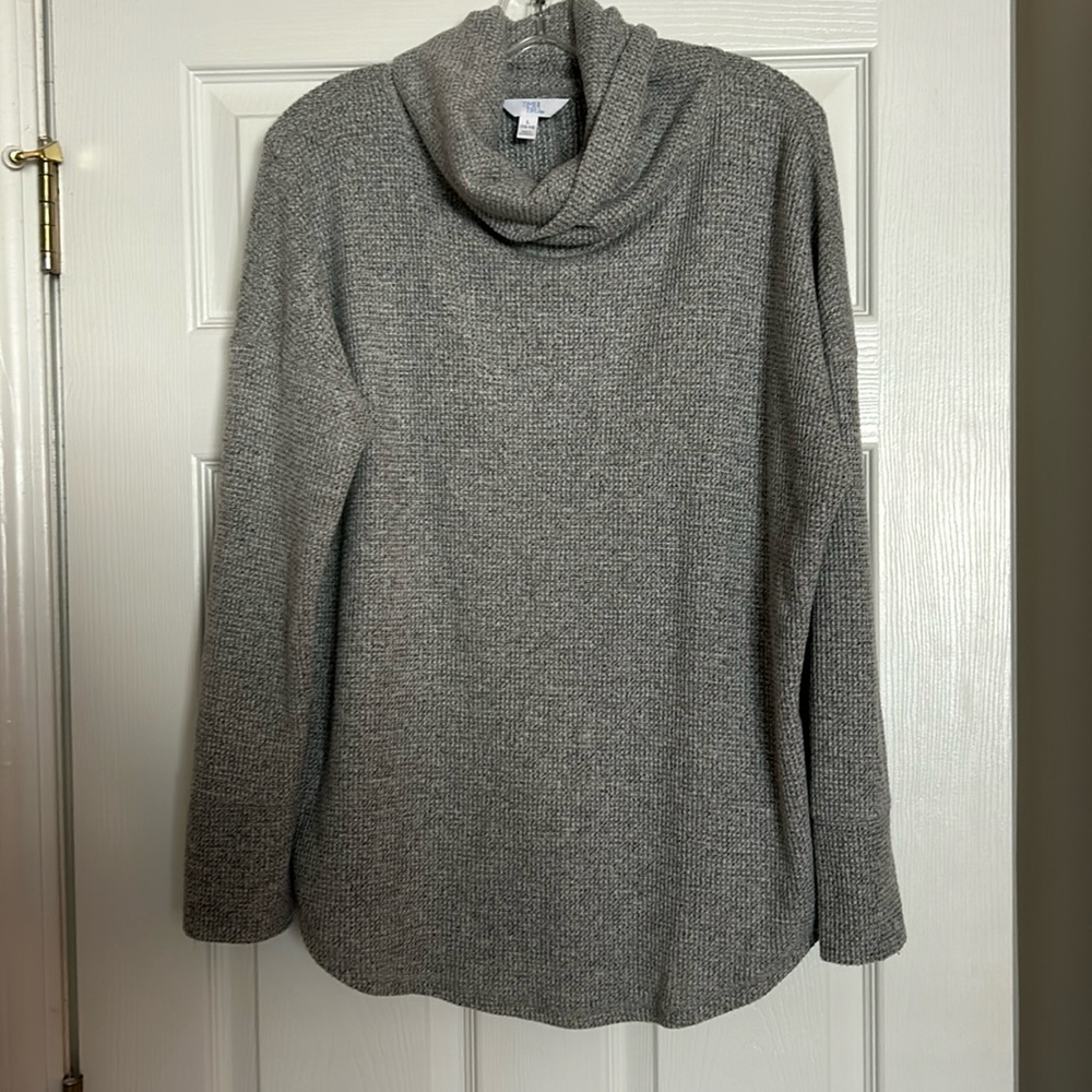 Women’s Large Soft Gray Turtleneck Sweater